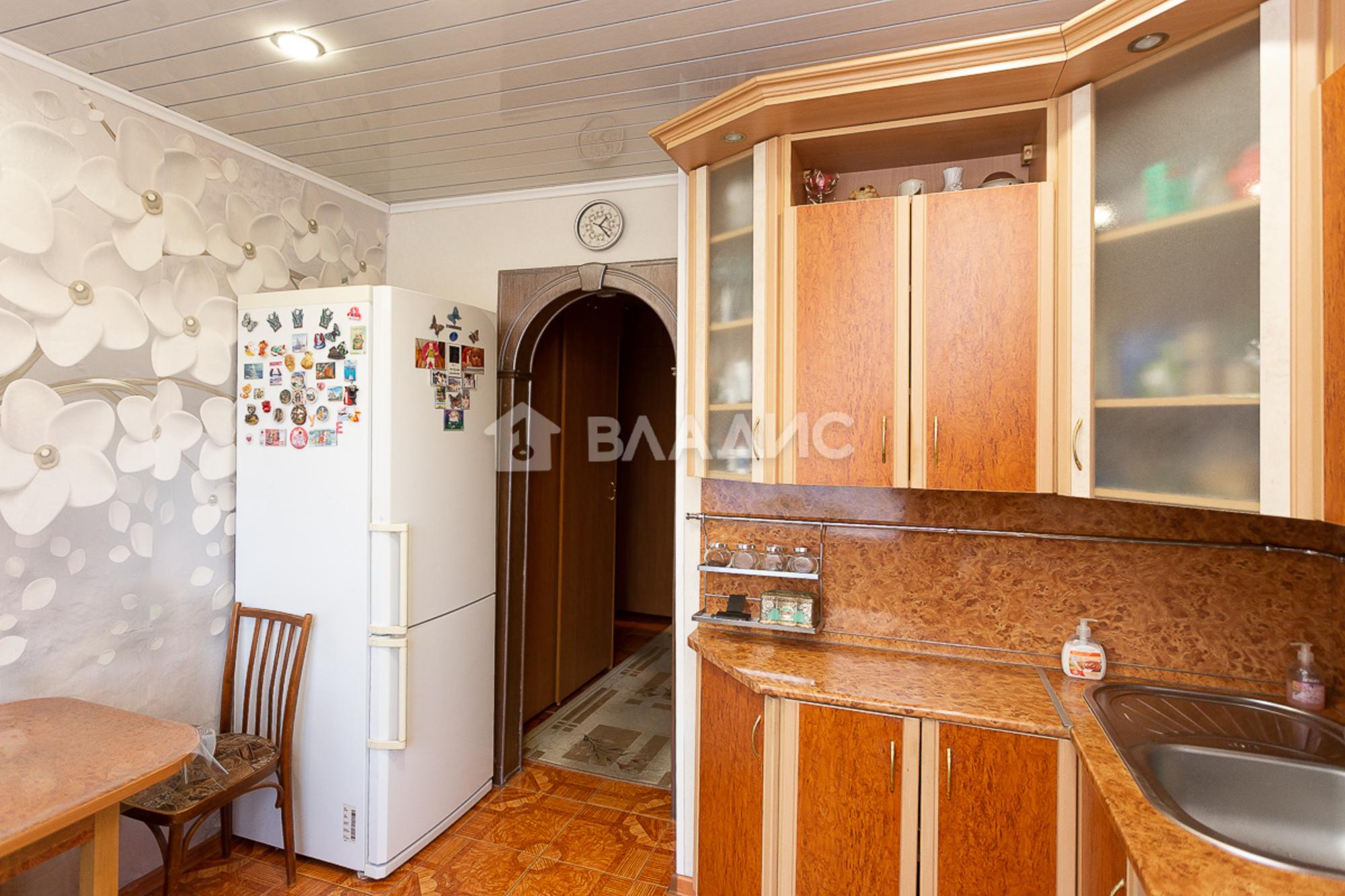 Купить квартиру за 6 400 000 рублей на улица Безыменского