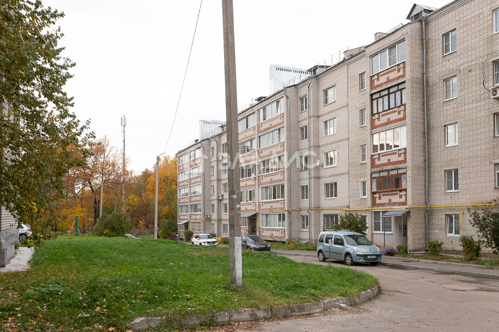 Купить квартиру за 10 700 000 рублей на улица Михалькова