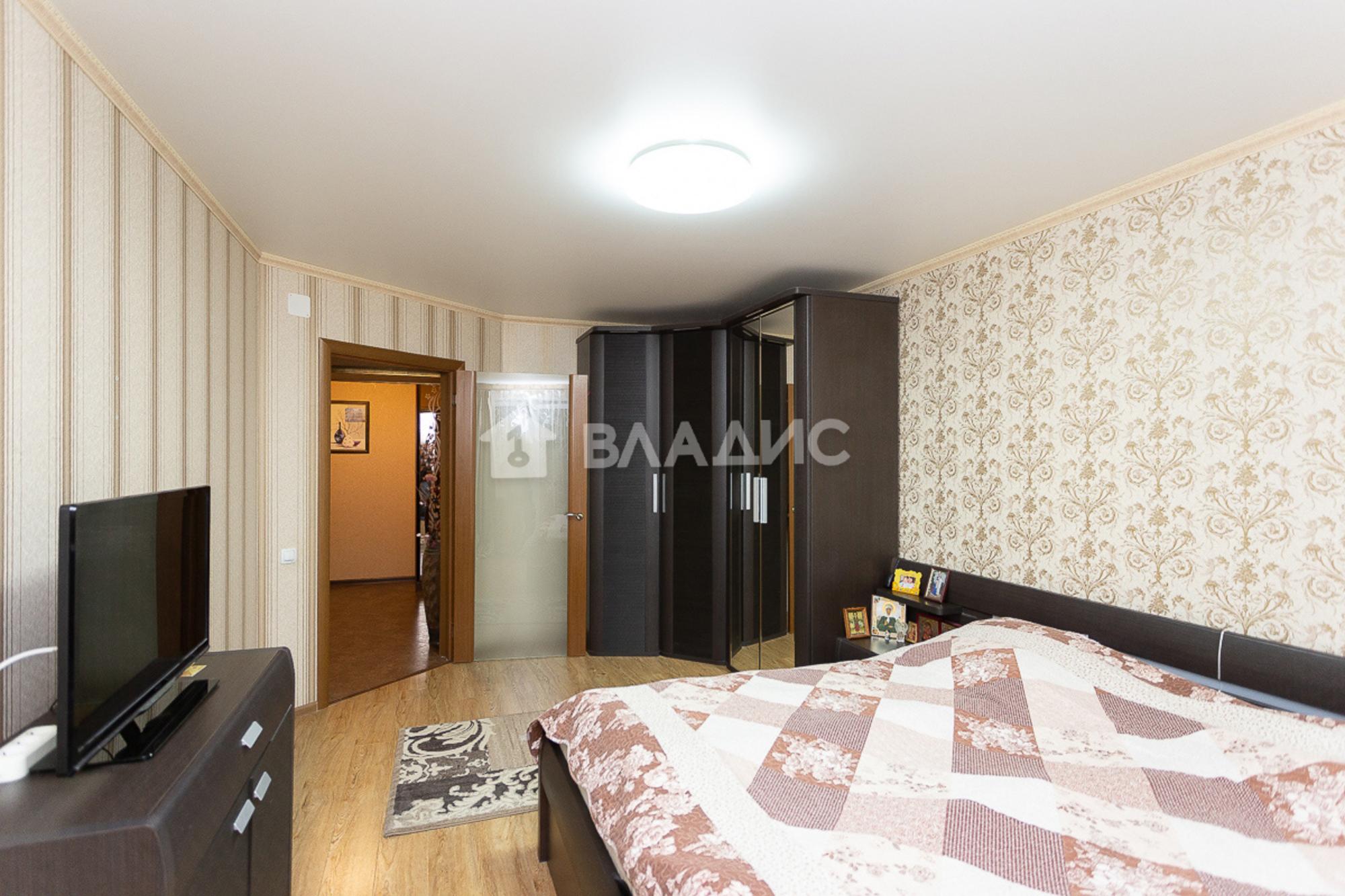 Купить квартиру за 10 700 000 рублей на улица Михалькова