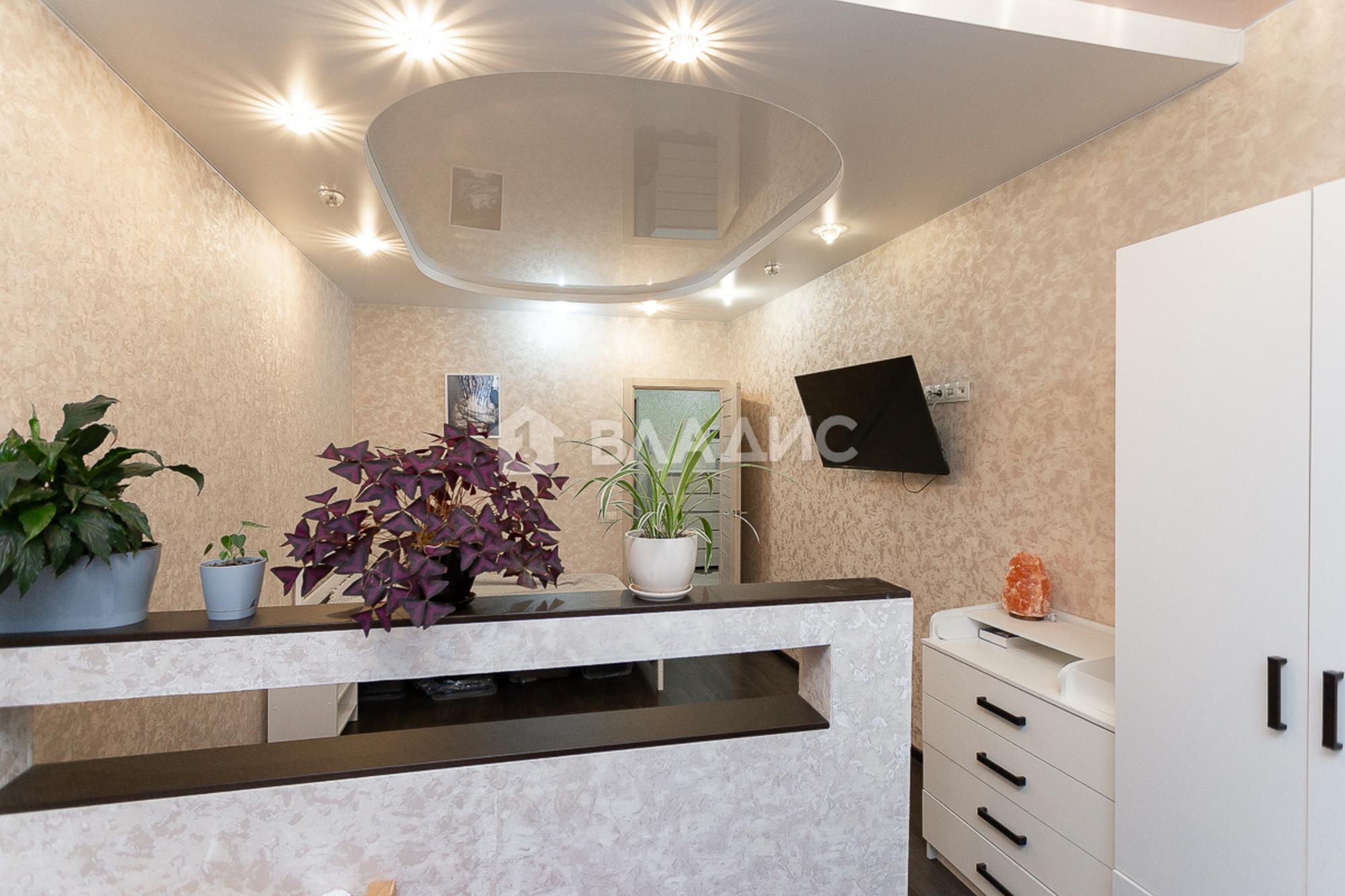 Купить квартиру за 5 480 000 рублей на улица Нижняя Дуброва