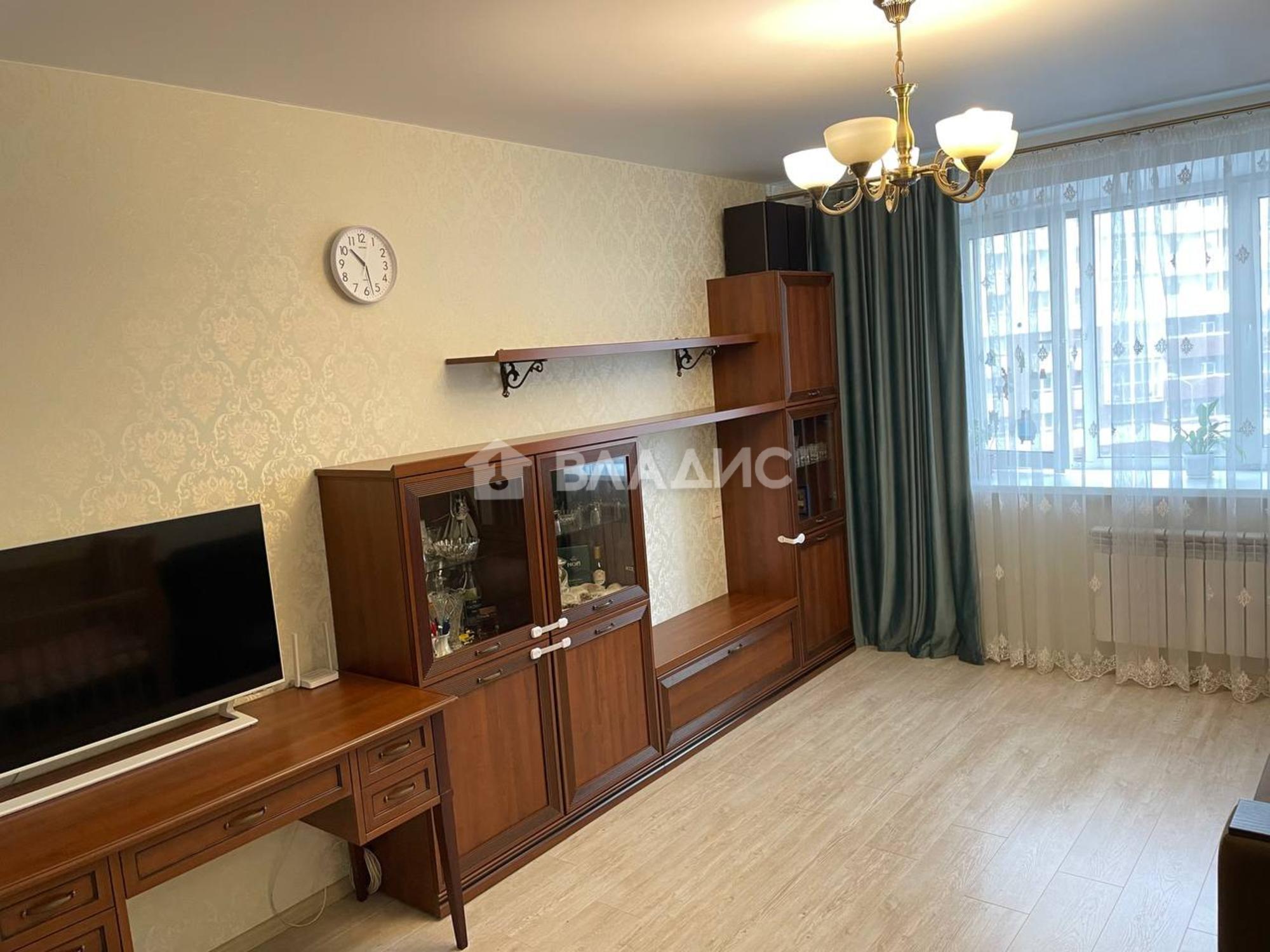 Купить квартиру за 8 850 000 рублей на Офицерская улица