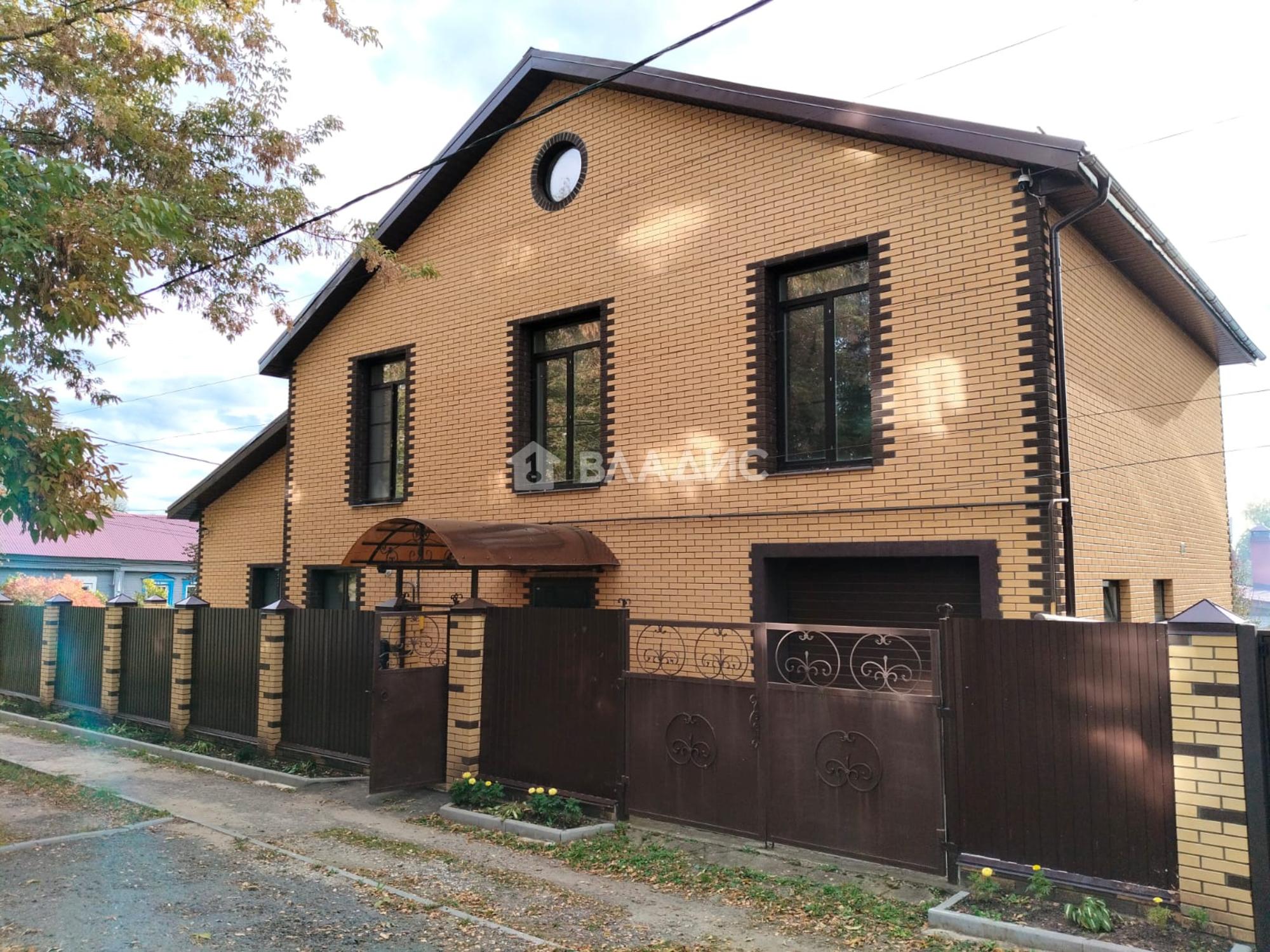 Купить дачу, дом, коттедж за 29 400 000 рублей на Загородный проезд