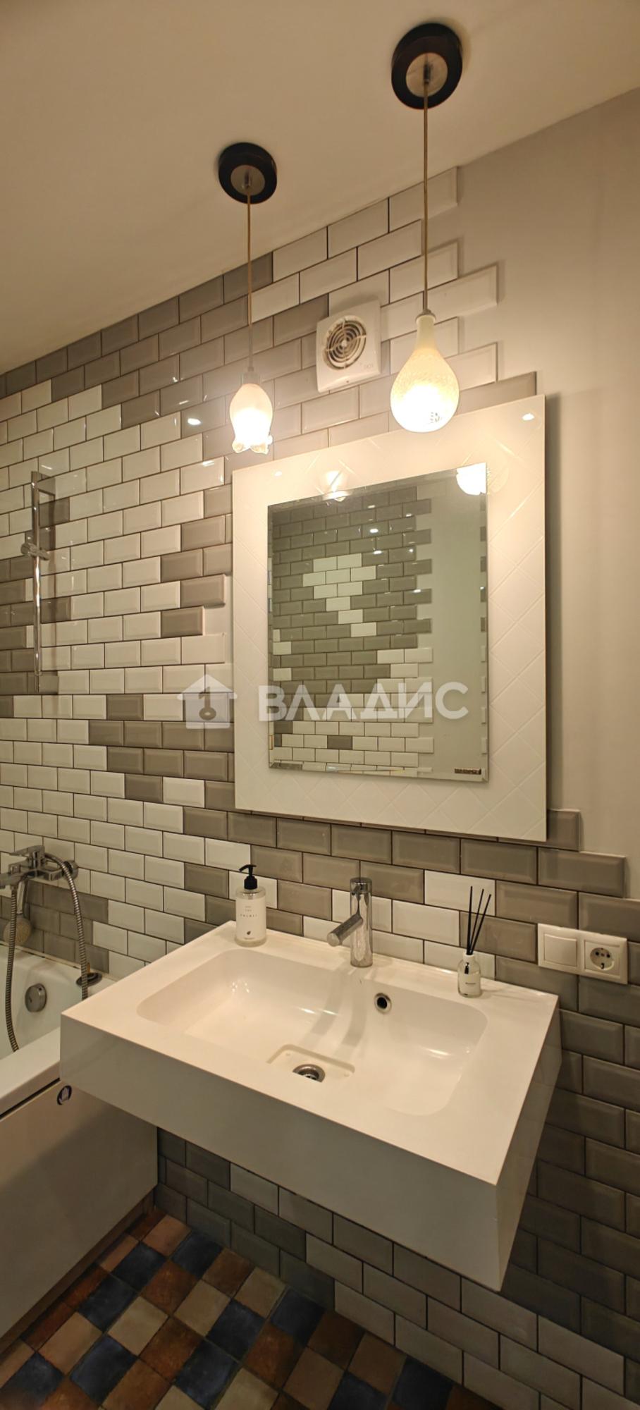 Сдать квартиру за 30 000 рублей на Красноармейская улица