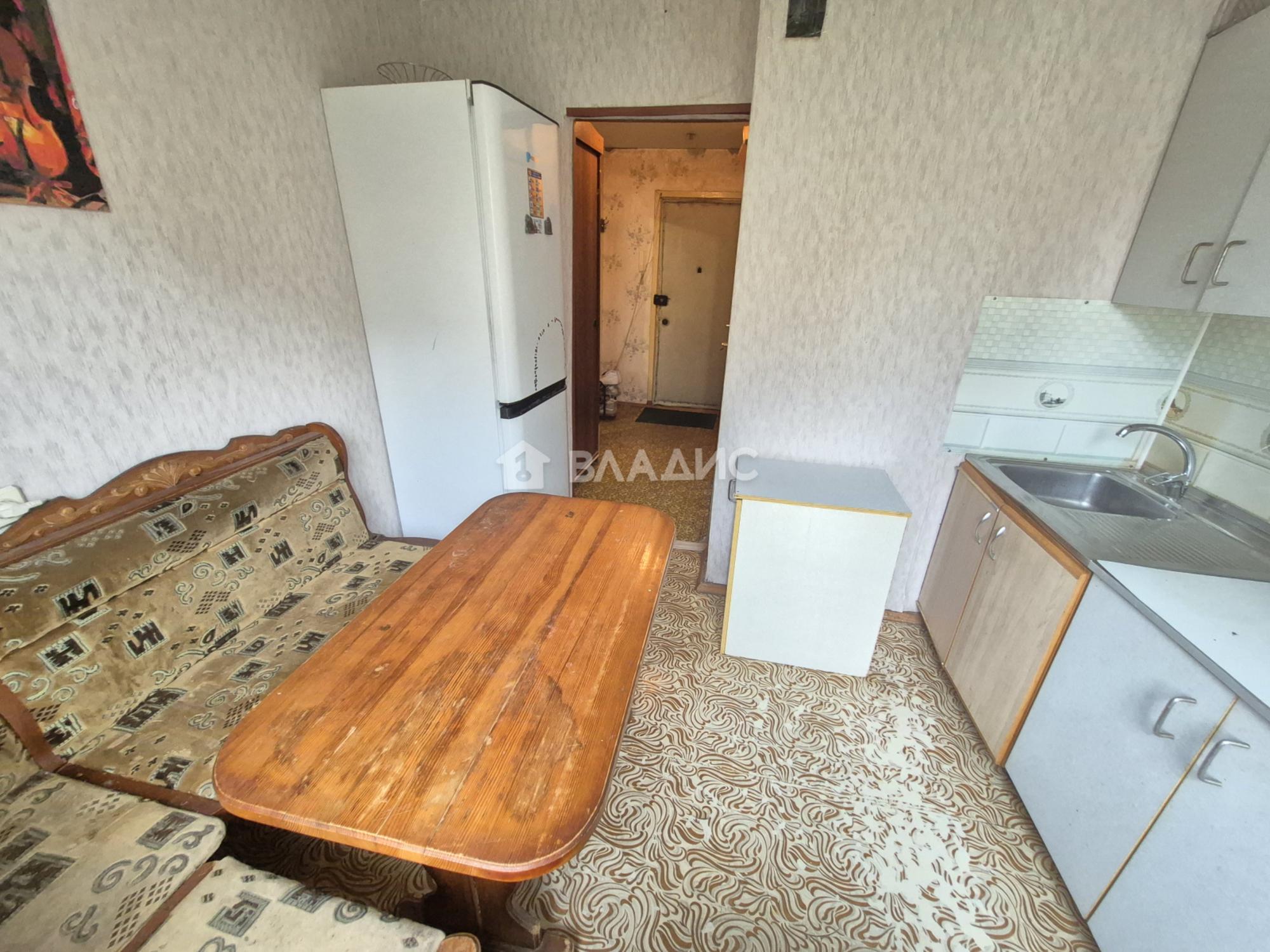 Купить квартиру за 3 800 000 рублей на улица Безыменского