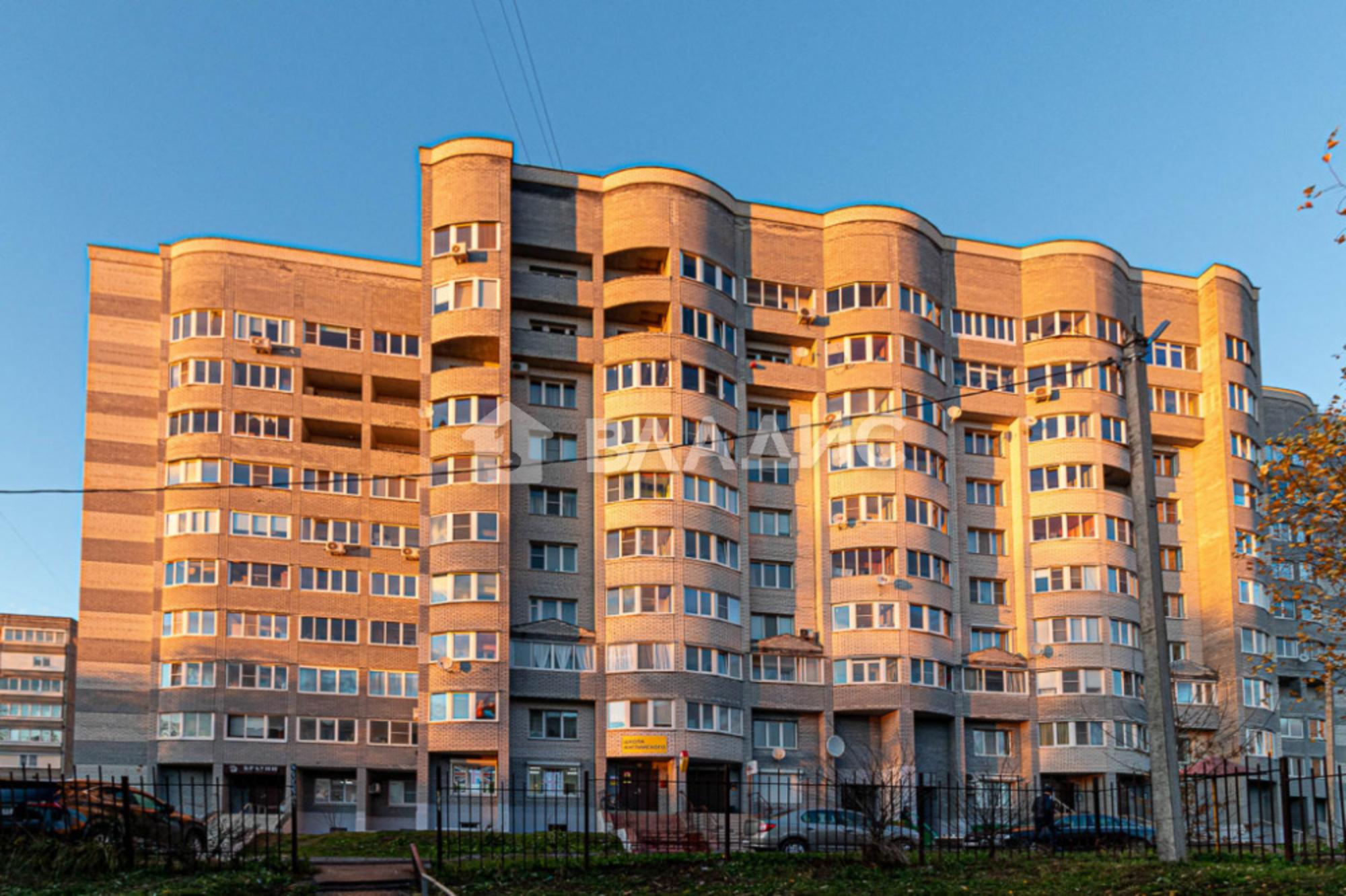 Сдать квартиру за 36 000 рублей на улица Комиссарова