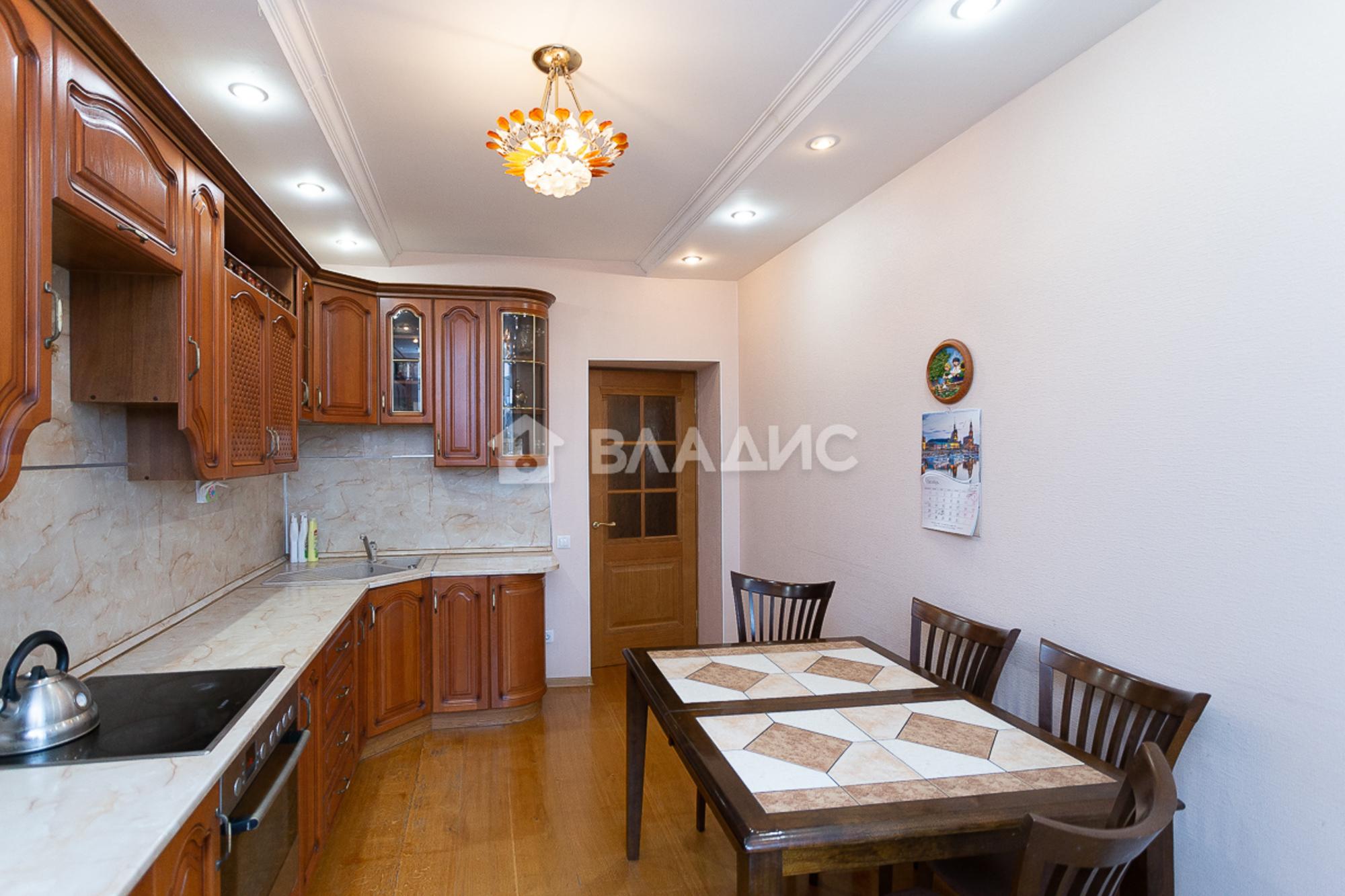 Купить квартиру за 11 250 000 рублей на улица Крайнова