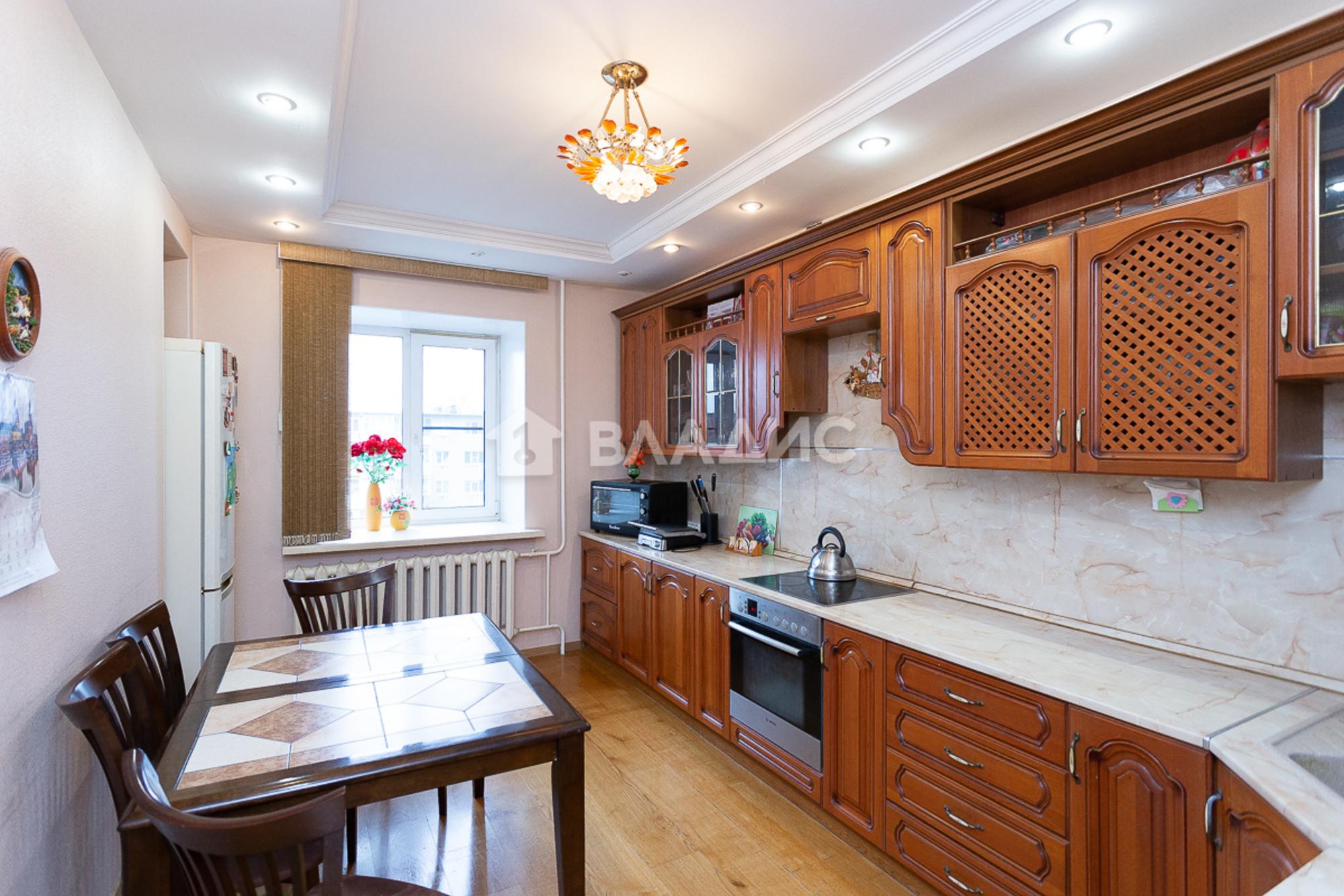 Купить квартиру за 11 250 000 рублей на улица Крайнова