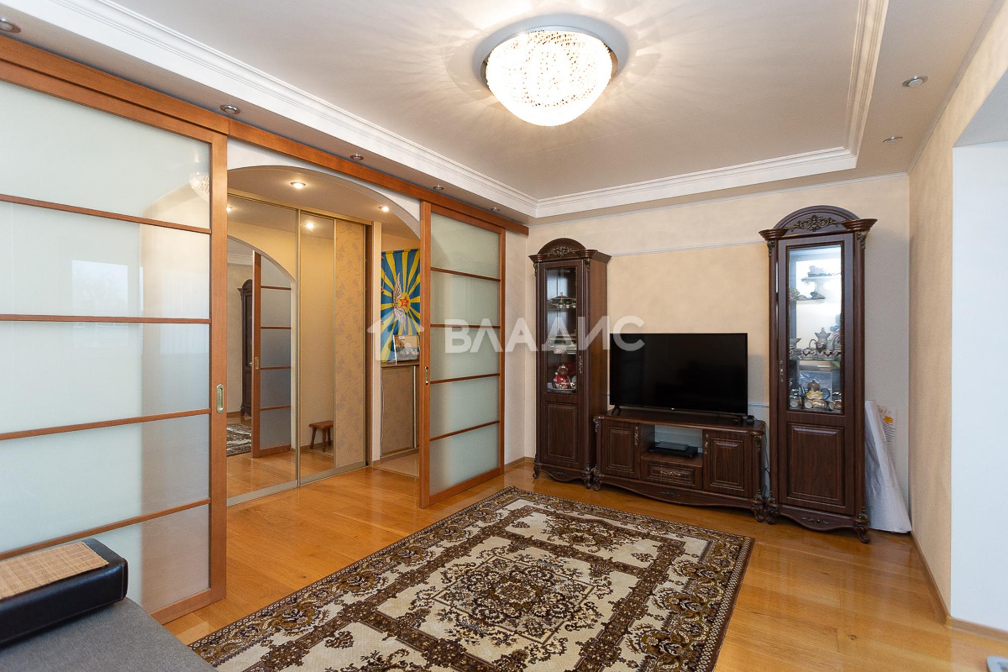 Купить квартиру за 11 250 000 рублей на улица Крайнова