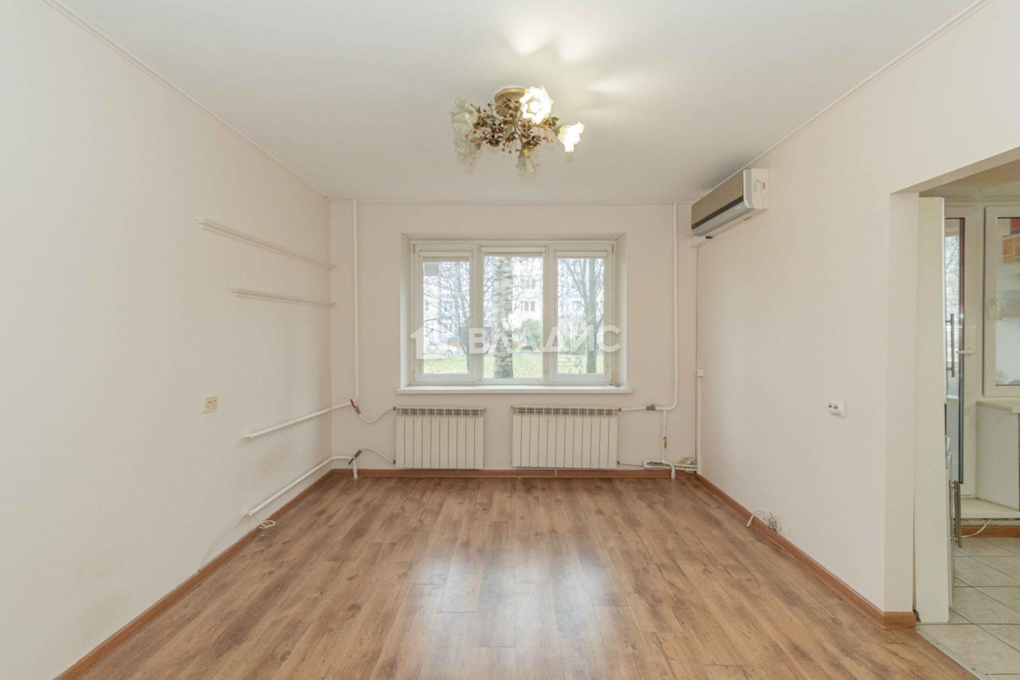 Купить квартиру за 5 700 000 рублей на улица Безыменского