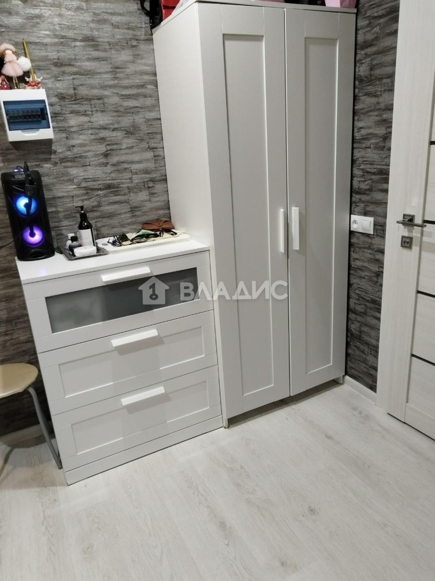 Купить квартиру за 5 550 000 рублей на улица Нижняя Дуброва