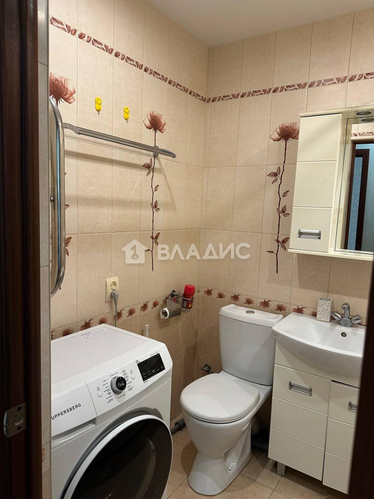 Купить квартиру за 3 150 000 рублей на улица Михалькова