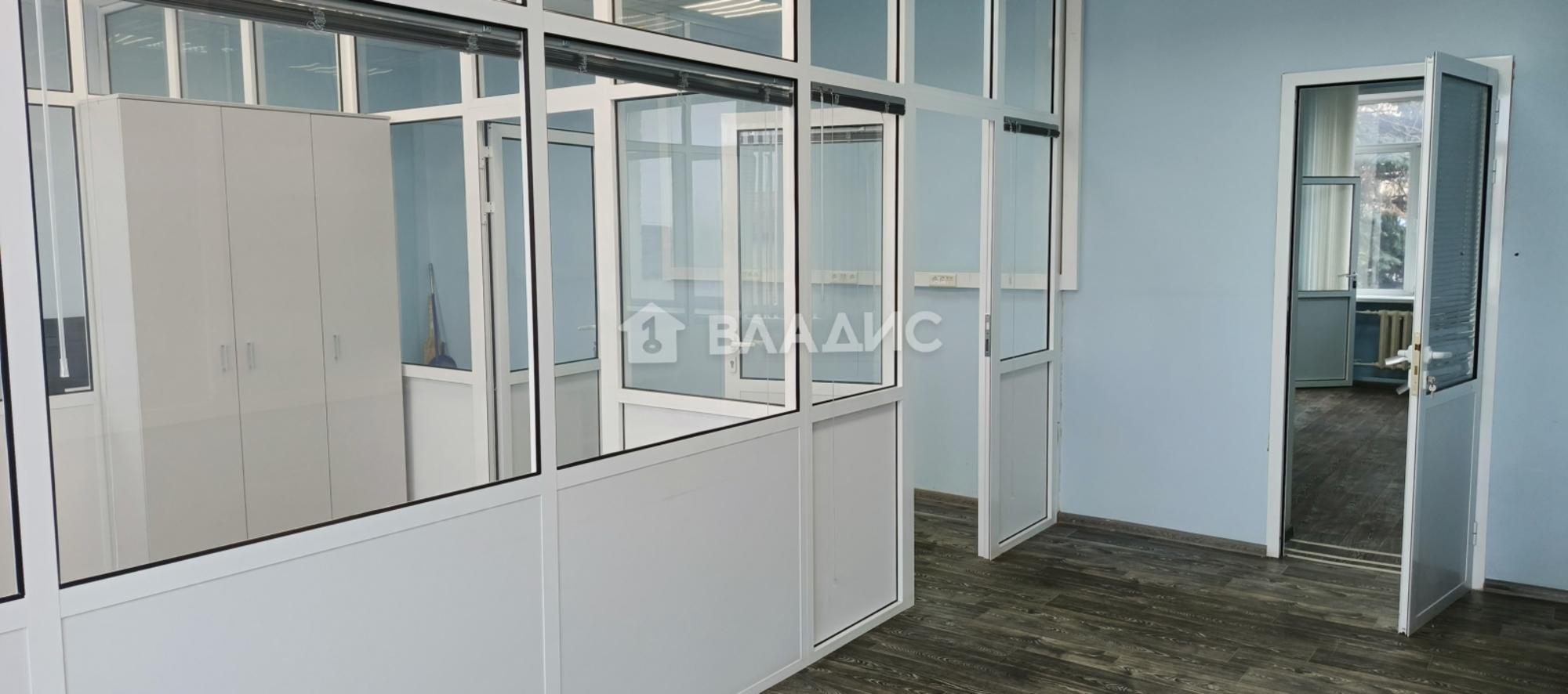 Сдать офис, помещение под офис за 67 320 рублей на улица Лакина