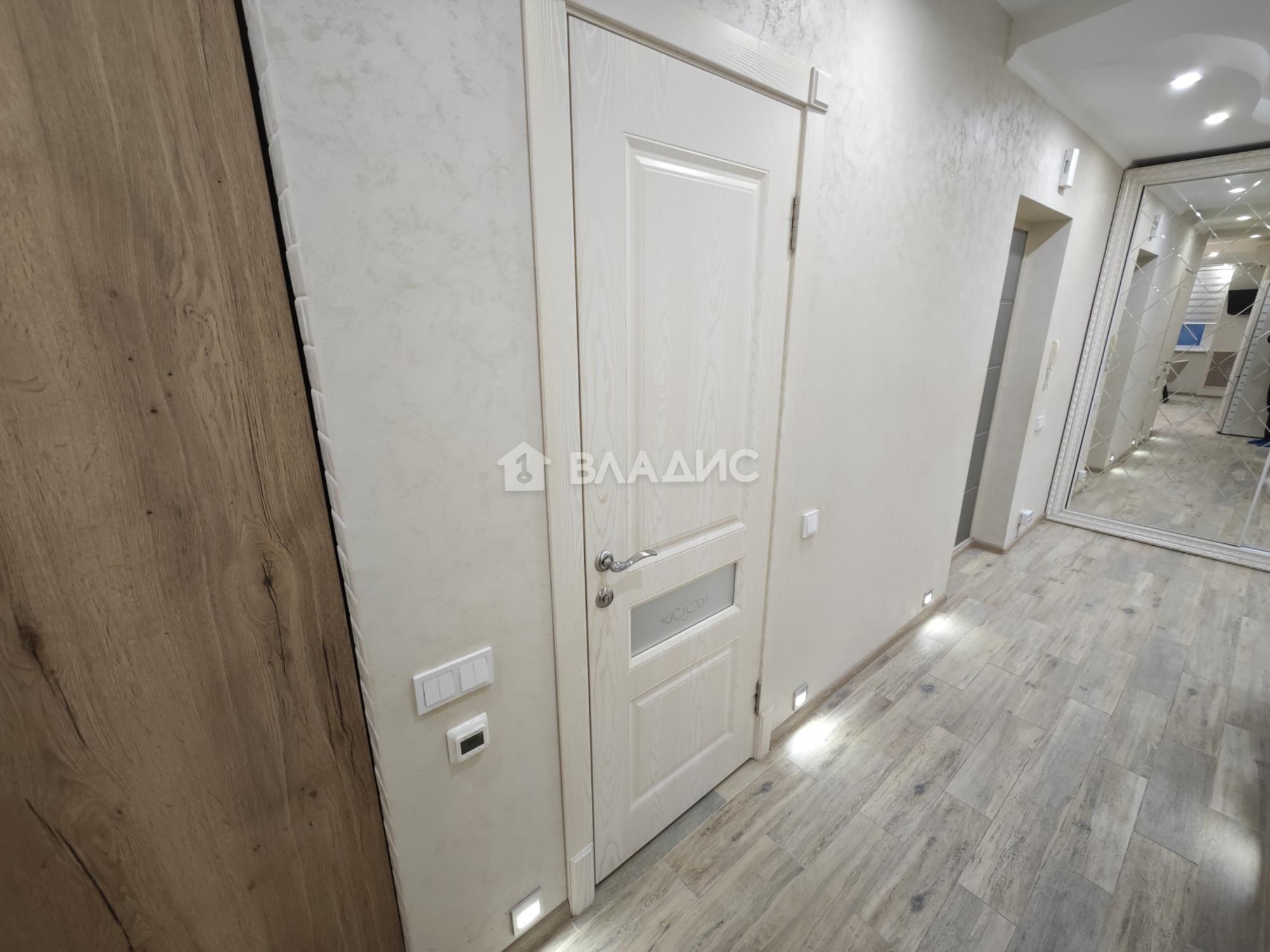 Купить квартиру за 13 750 000 рублей на 3-я Кольцевая улица