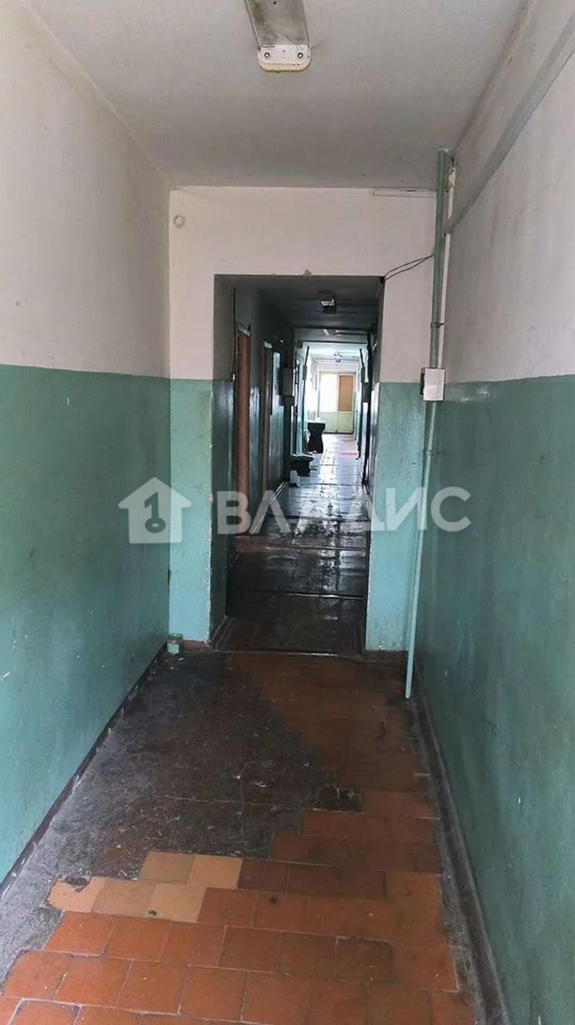 Купить комнату за 870 000 рублей на Тракторная улица