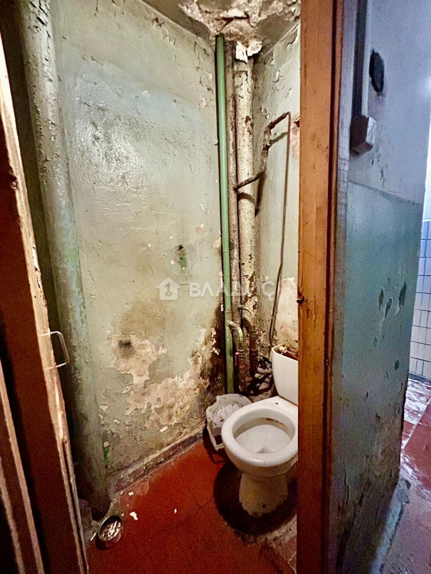 Купить комнату за 870 000 рублей на Тракторная улица