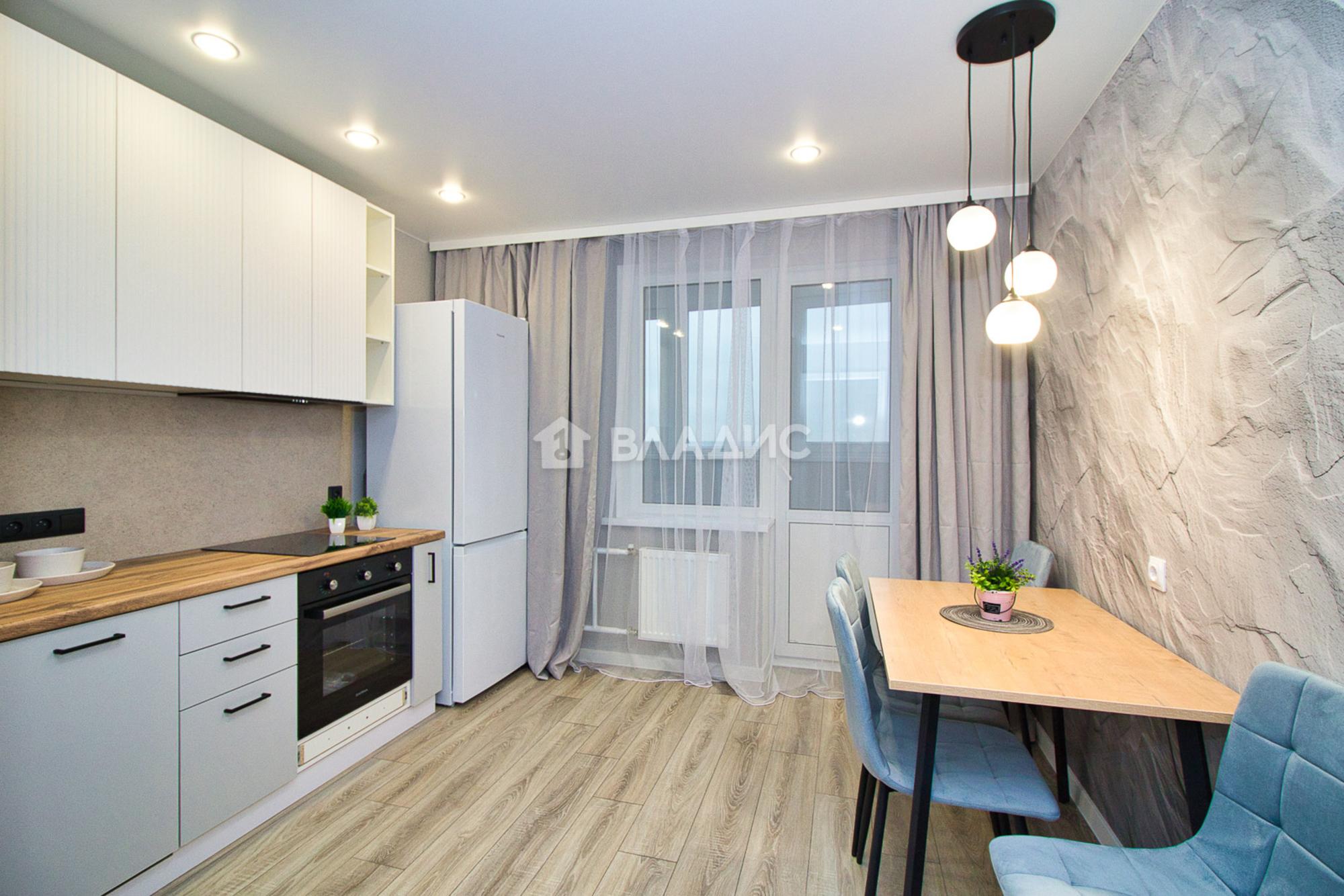 Купить квартиру за 6 400 000 рублей на улица Лакина