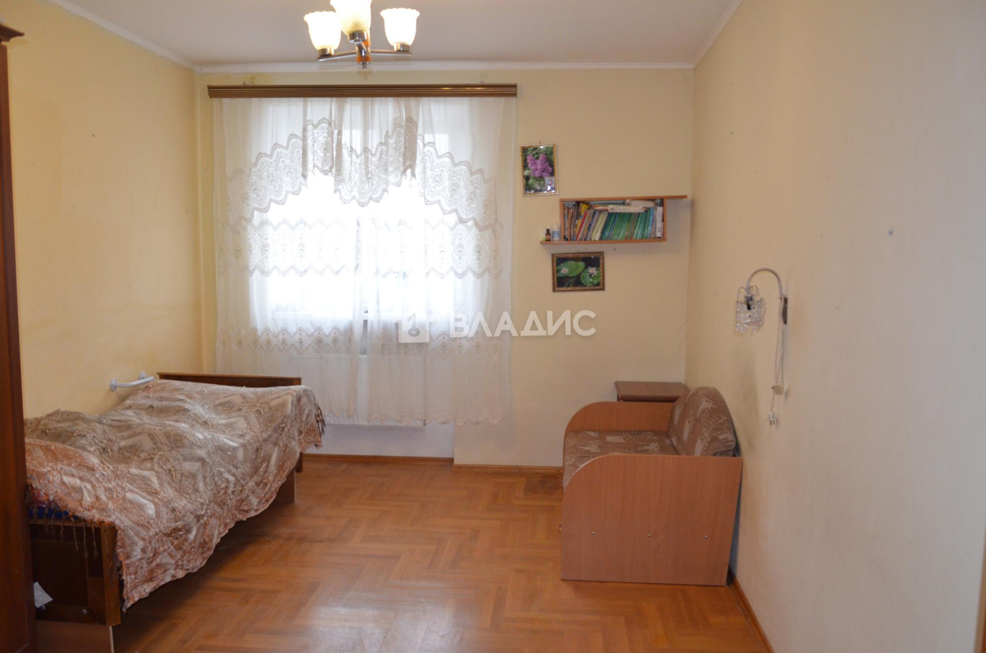 Купить квартиру за 13 690 000 рублей на Октябрьский проспект