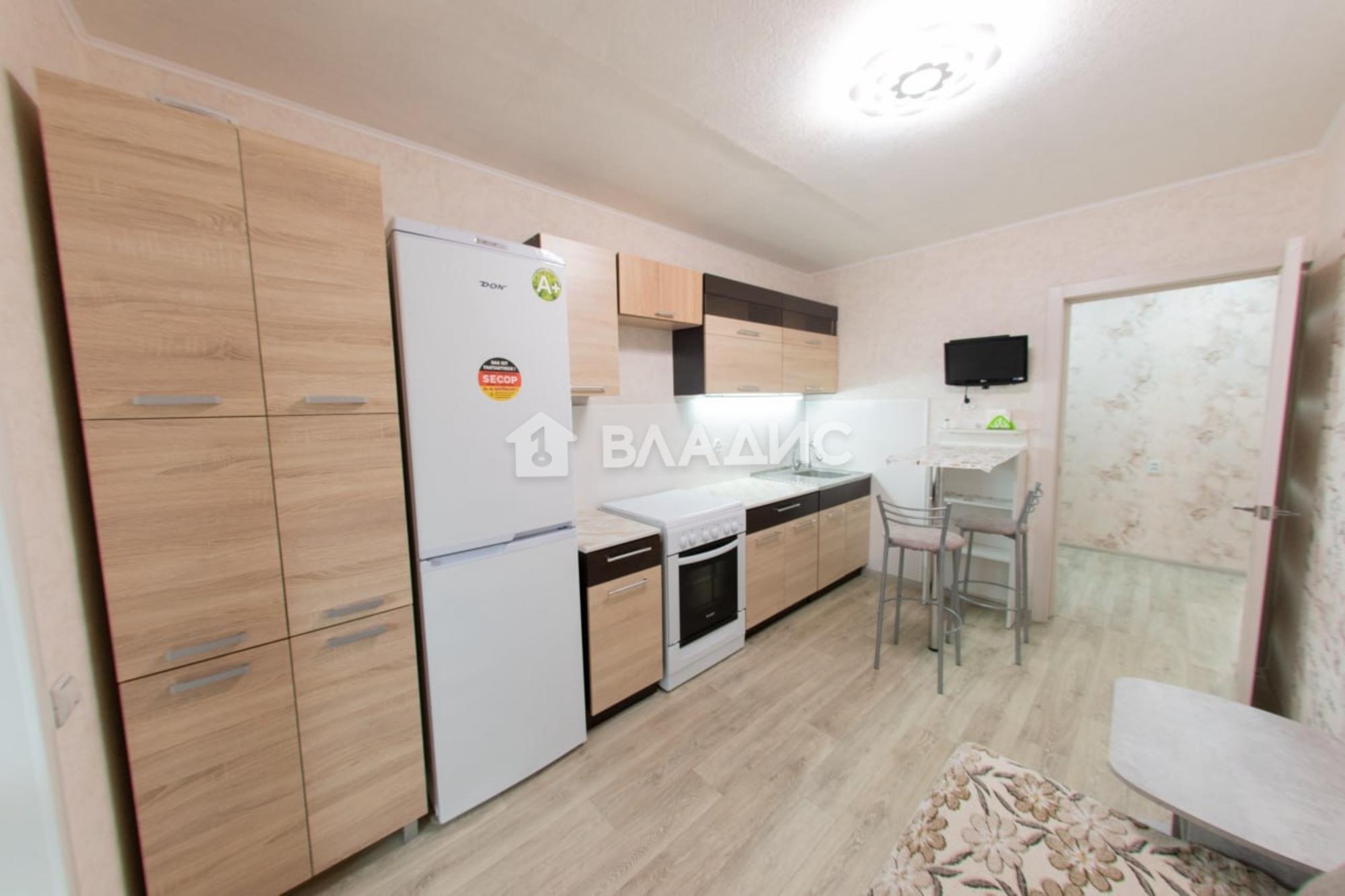 Сдать квартиру за 30 000 рублей на Новгородская улица