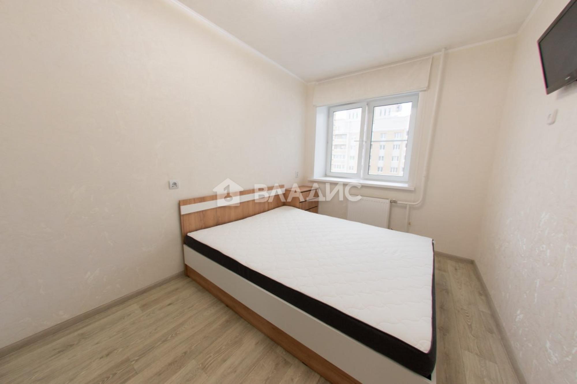 Сдать квартиру за 30 000 рублей на Новгородская улица