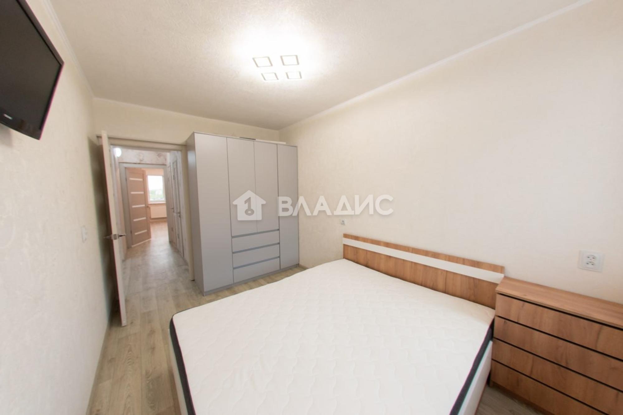 Сдать квартиру за 30 000 рублей на Новгородская улица