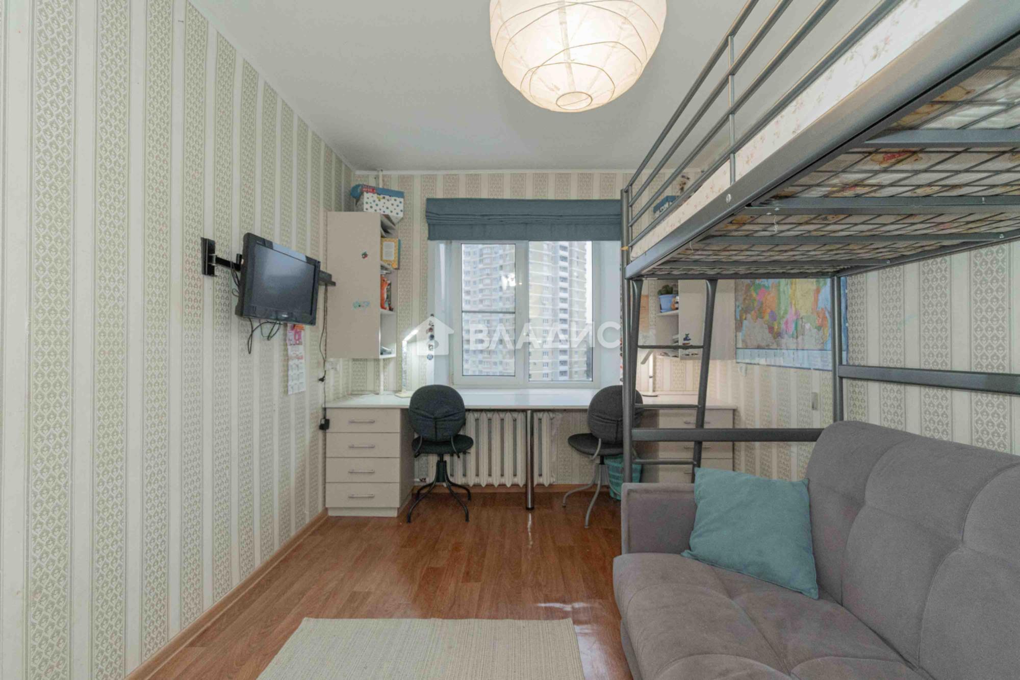 Купить квартиру за 5 300 000 рублей на Суздальский проспект