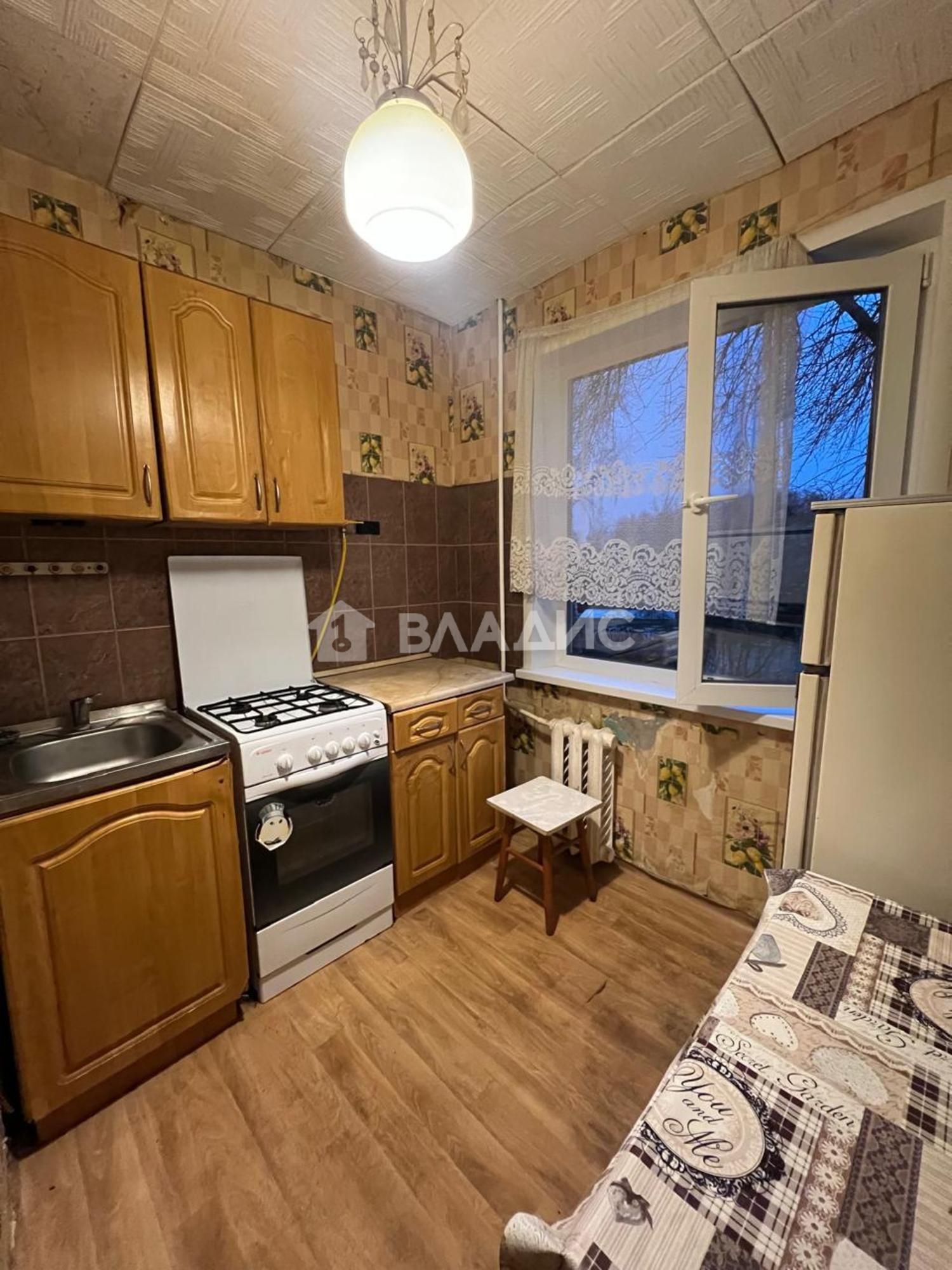 Купить квартиру за 3 100 000 рублей на улица Комиссарова