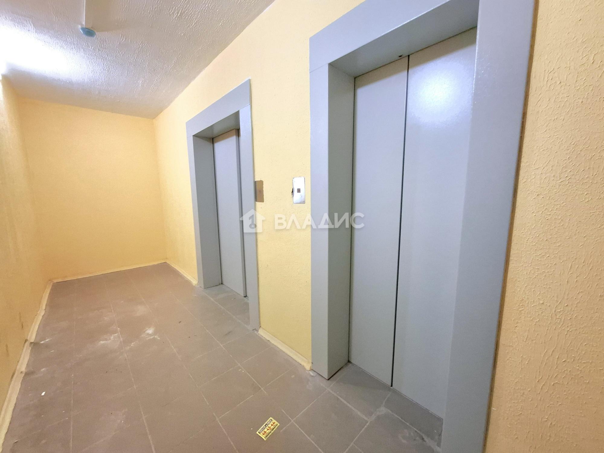 Купить студию за 3 750 000 рублей на улица Лакина