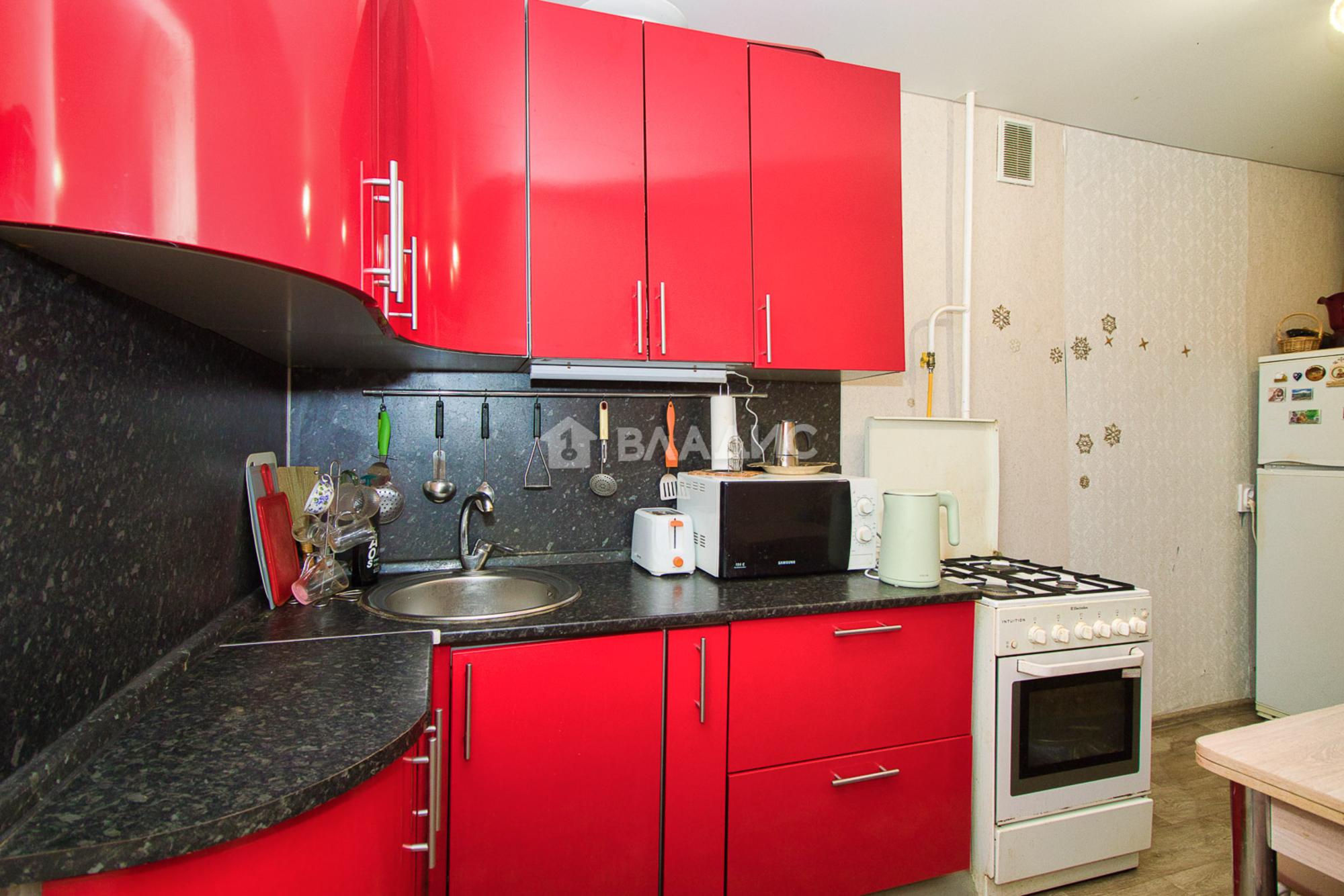 Купить квартиру за 3 600 000 рублей на Почаевская улица