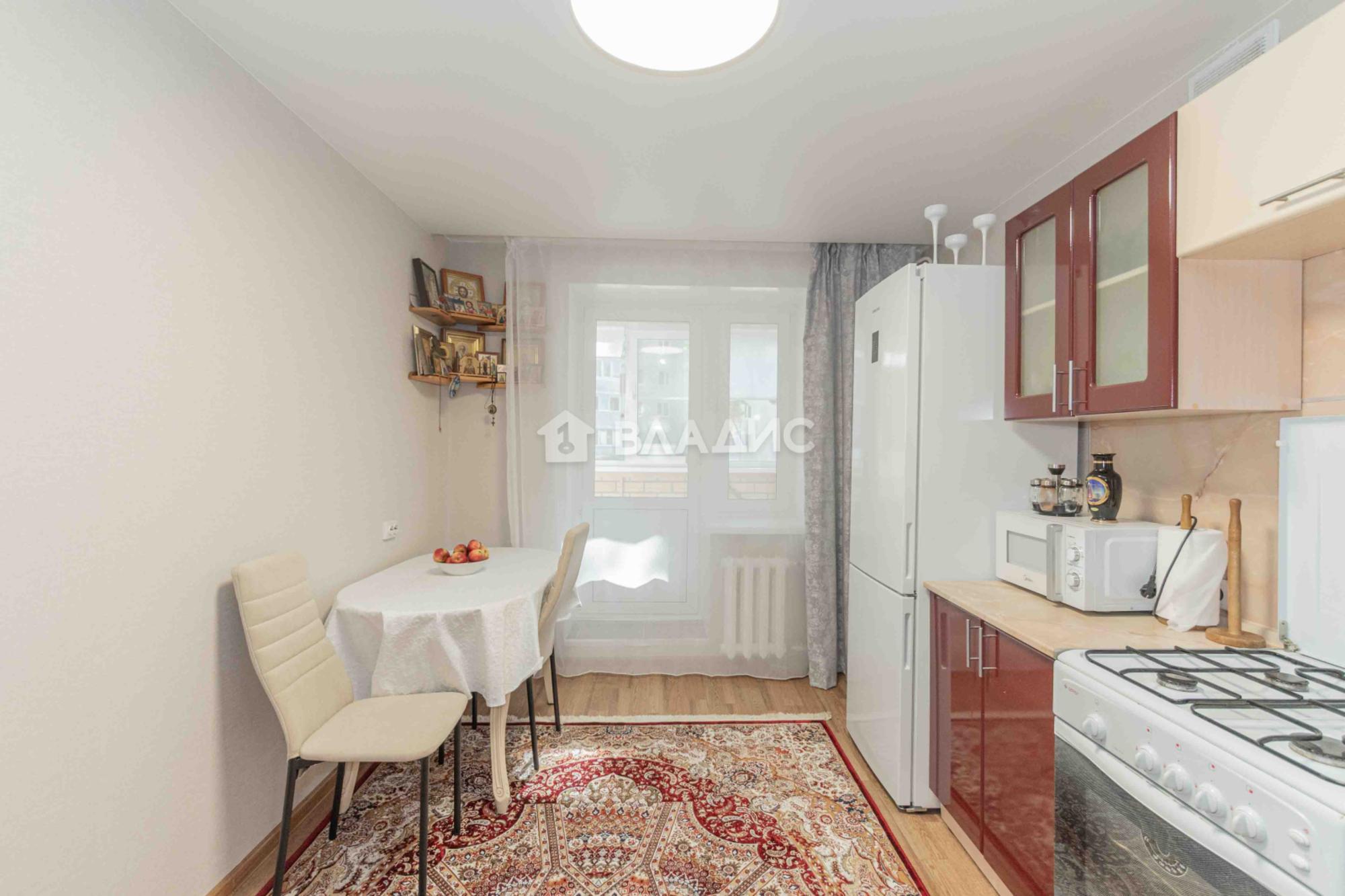 Купить квартиру за 5 700 000 рублей на Солнечная улица