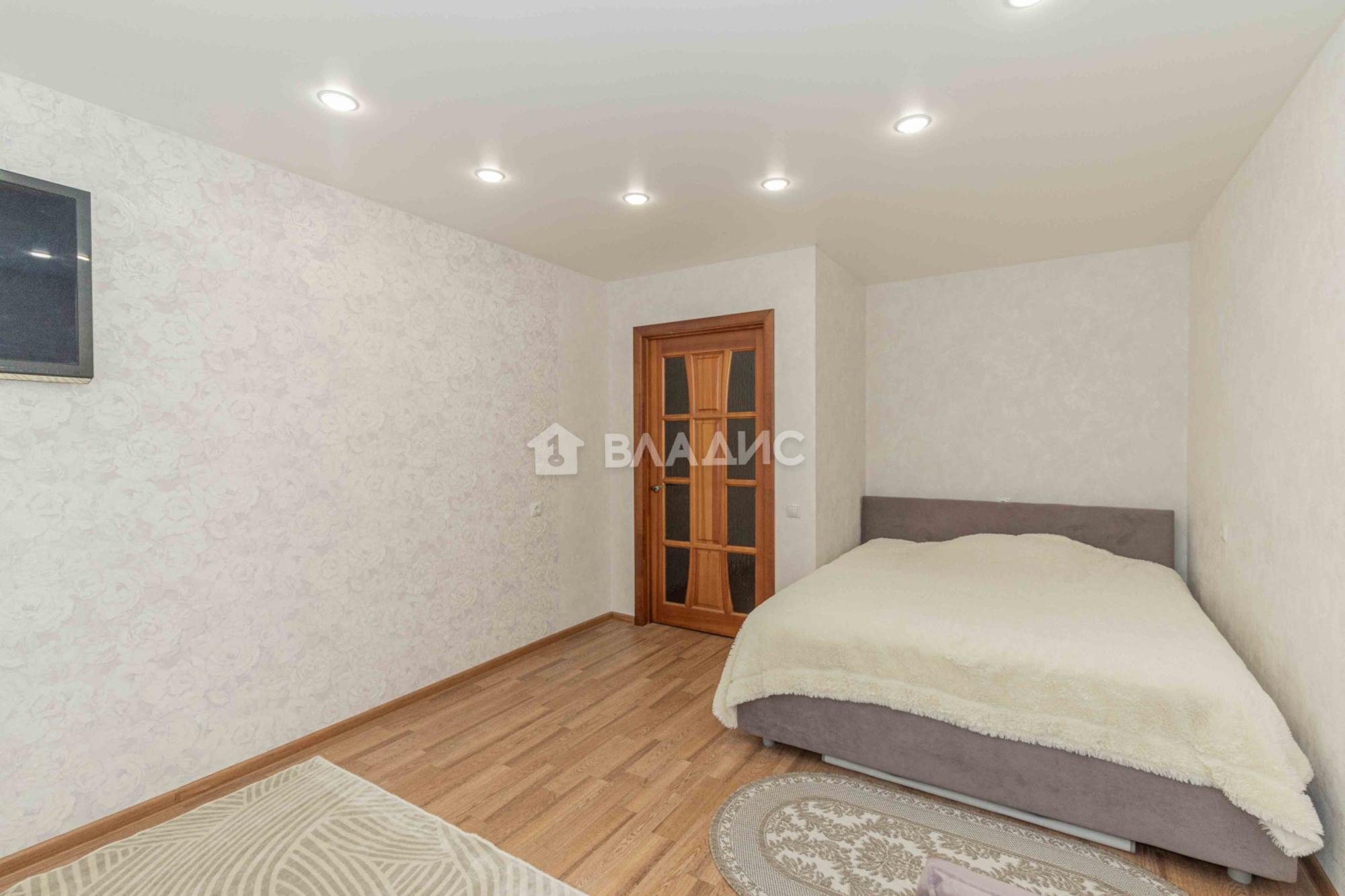 Купить квартиру за 5 700 000 рублей на Солнечная улица