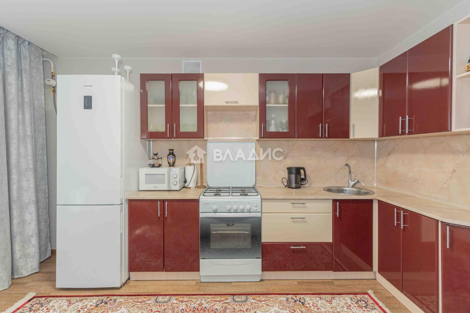 Купить квартиру за 5 700 000 рублей на Солнечная улица