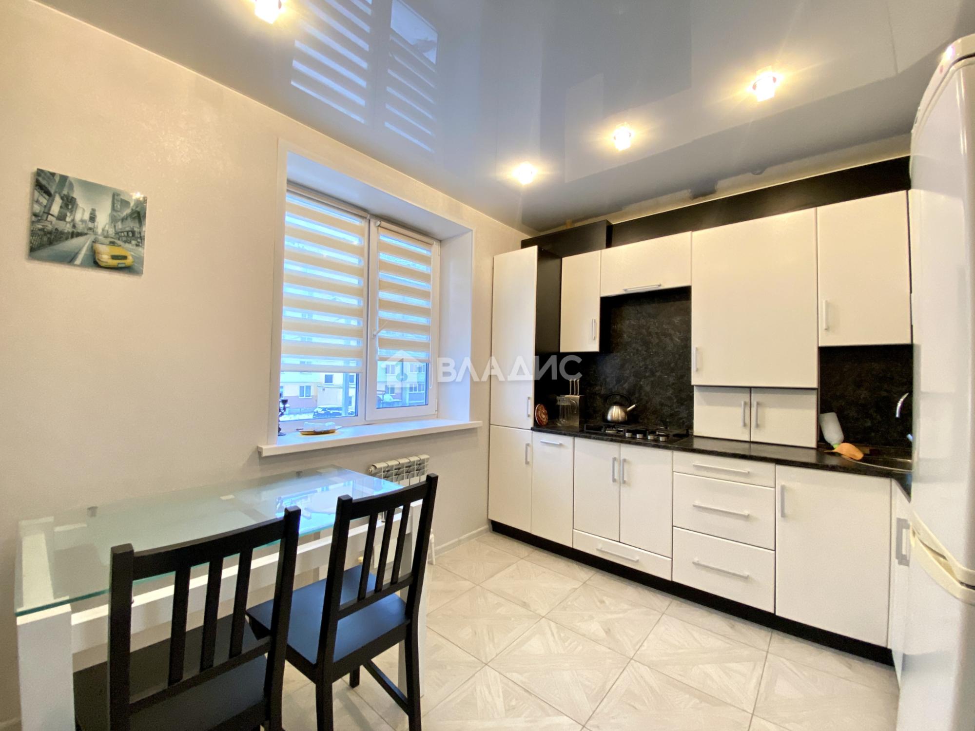 Купить квартиру за 5 650 000 рублей на Песочная улица