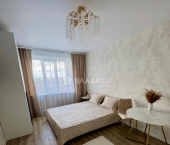 комната 32 кв м улица Лакина