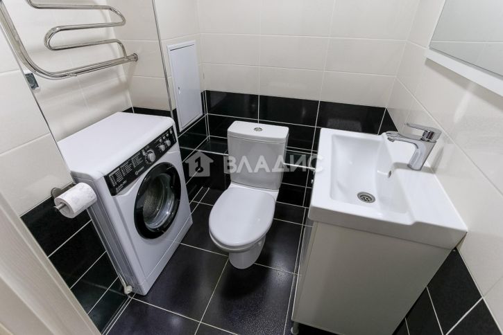 2-комн квартира улица Нижняя Дуброва