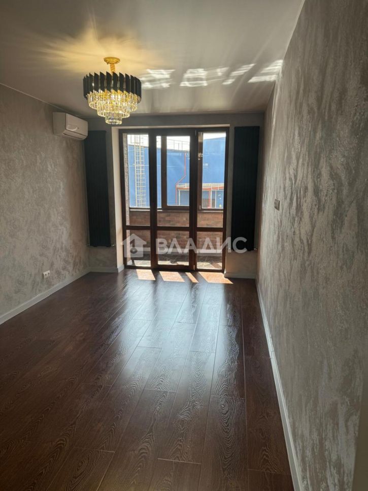 2-комн квартира улица Верхняя Дуброва