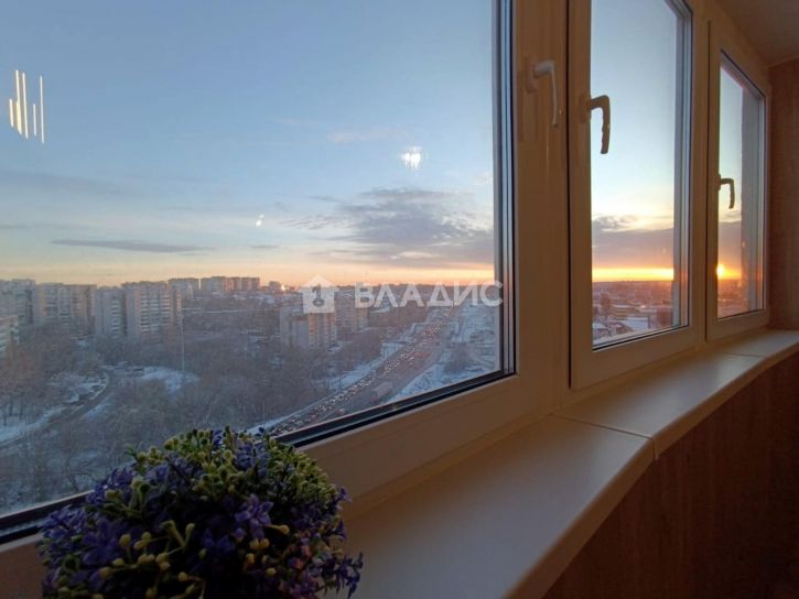 Студия улица Лакина