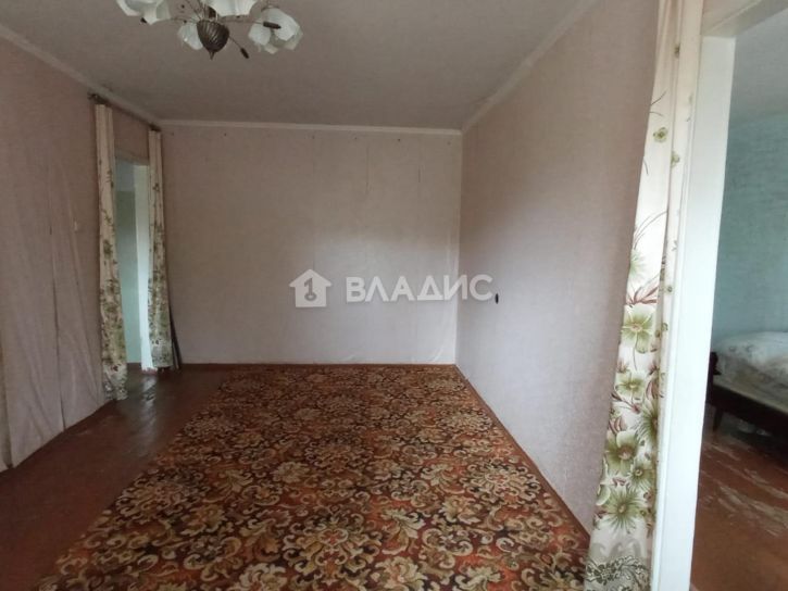 2-комн квартира улица Сурикова