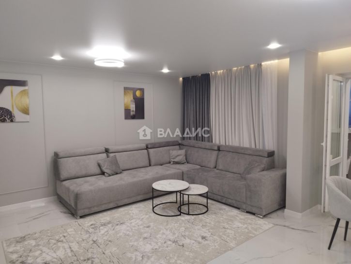 2-комн квартира проспект Строителей