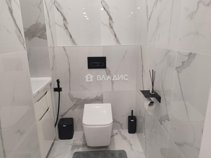 2-комн квартира проспект Строителей