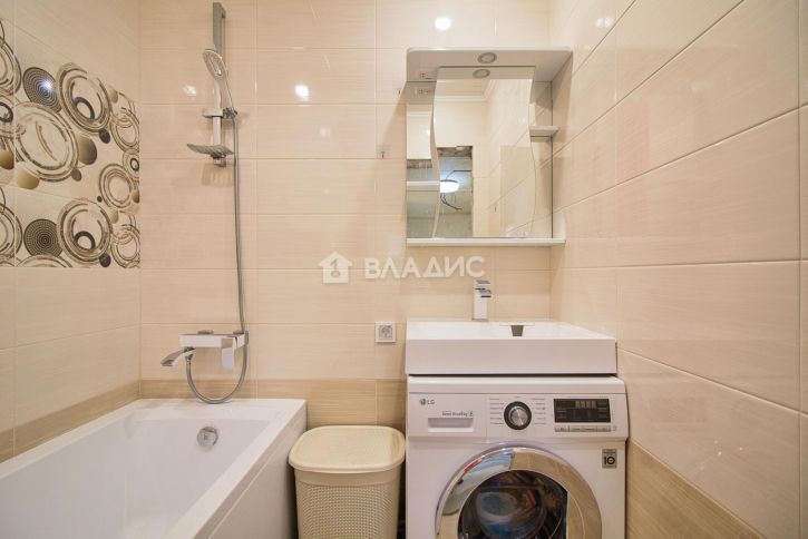 2-комн квартира Почаевская улица