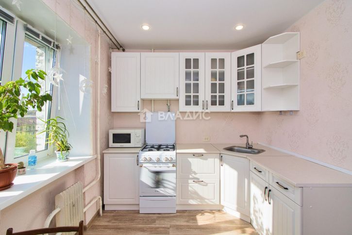 2-комн квартира Почаевская улица