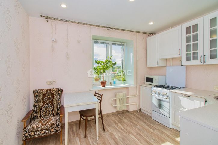 2-комн квартира Почаевская улица