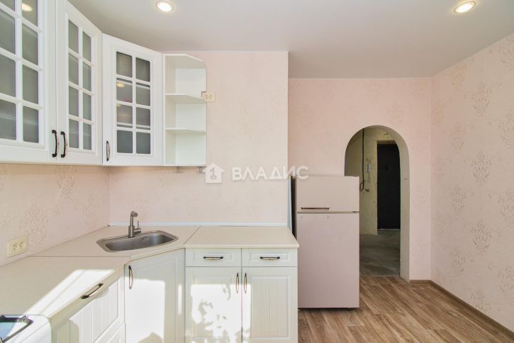 2-комн квартира Почаевская улица