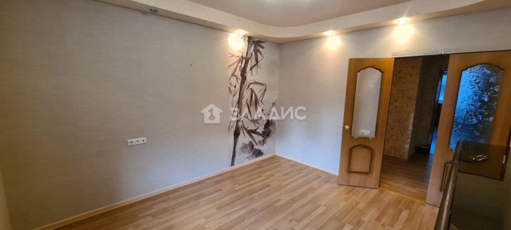 4-комн квартира улица Мира