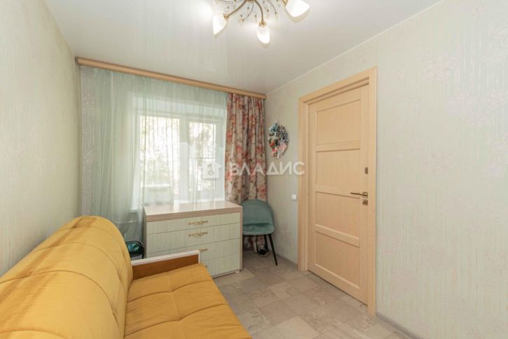 3-комн квартира проезд Лакина