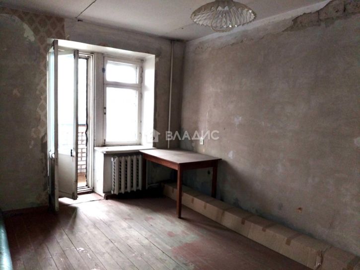 2-комн квартира улица Сурикова