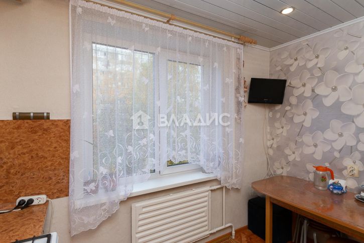 2-комн квартира улица Безыменского