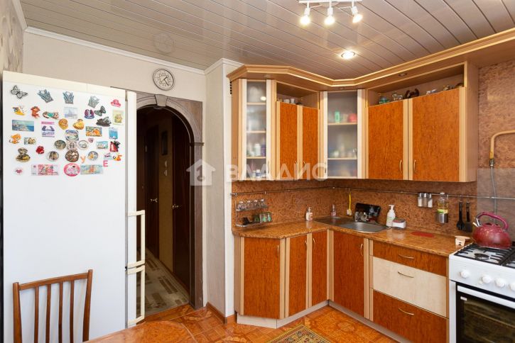 2-комн квартира улица Безыменского