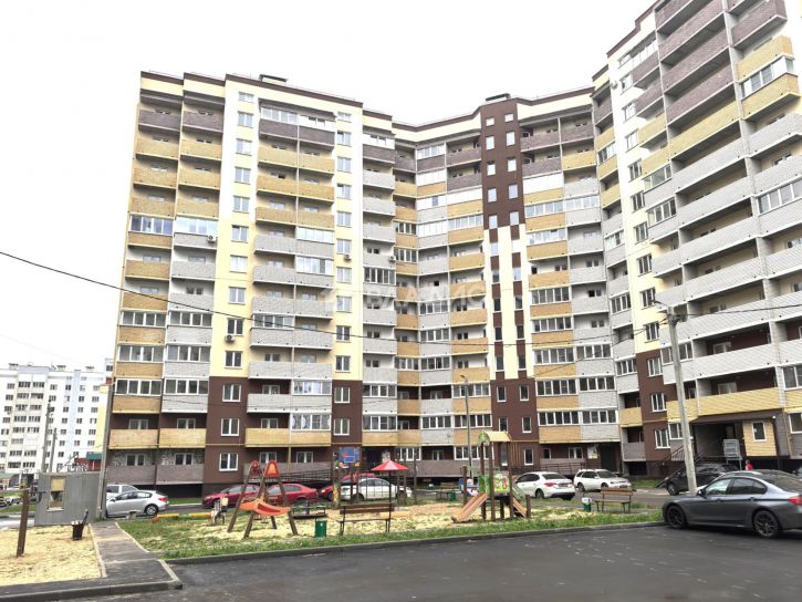 3-комн квартира улица Родионовка