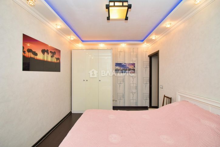 3-комн квартира улица Токарева